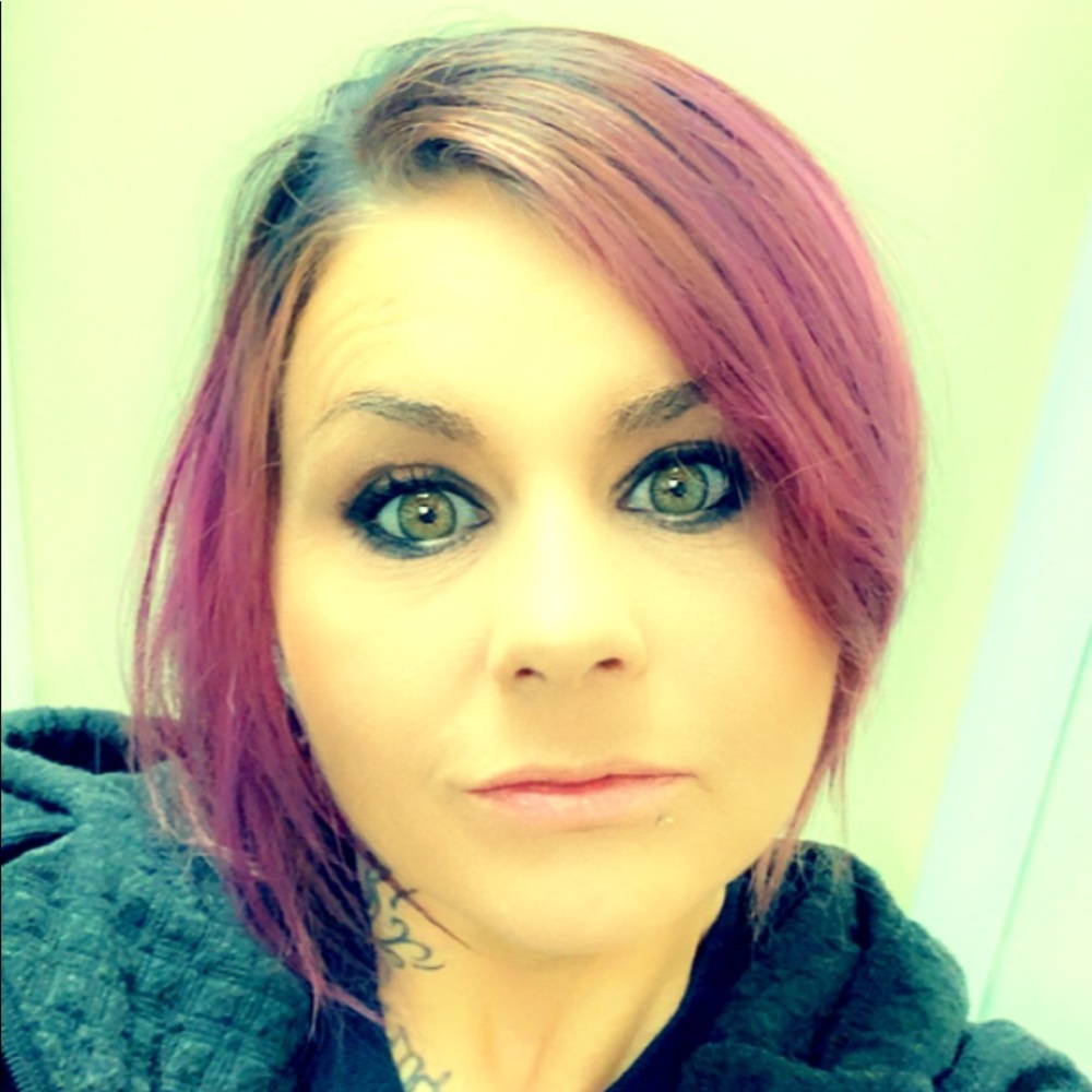 Meet your Posher, Malinda